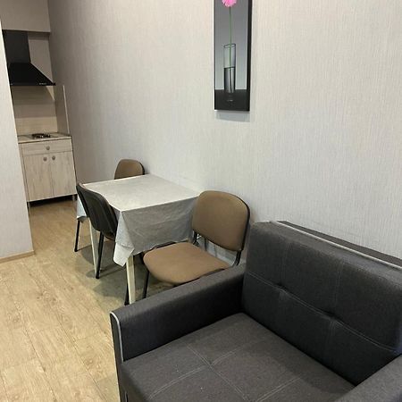 Metekhi Corner Apartments Tiflis Exterior foto